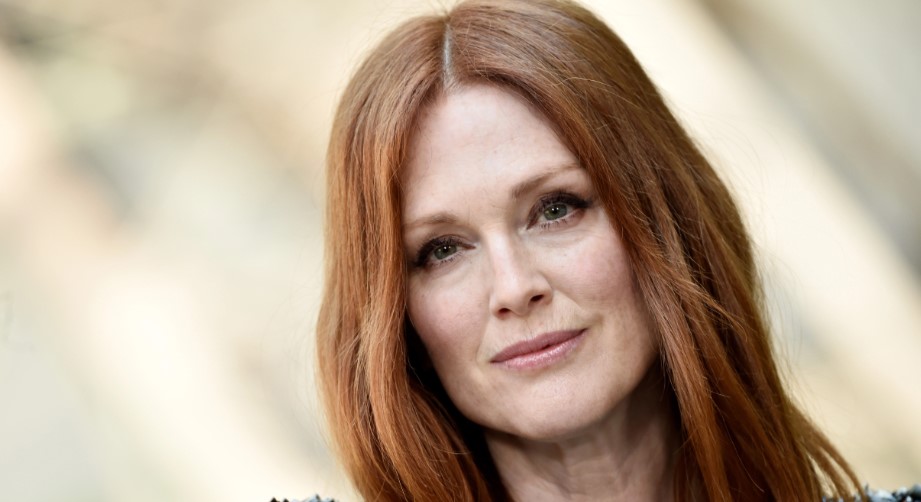 Is Julianne Moore Gay?